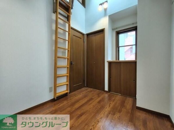 池袋本町二丁目戸建の物件内観写真